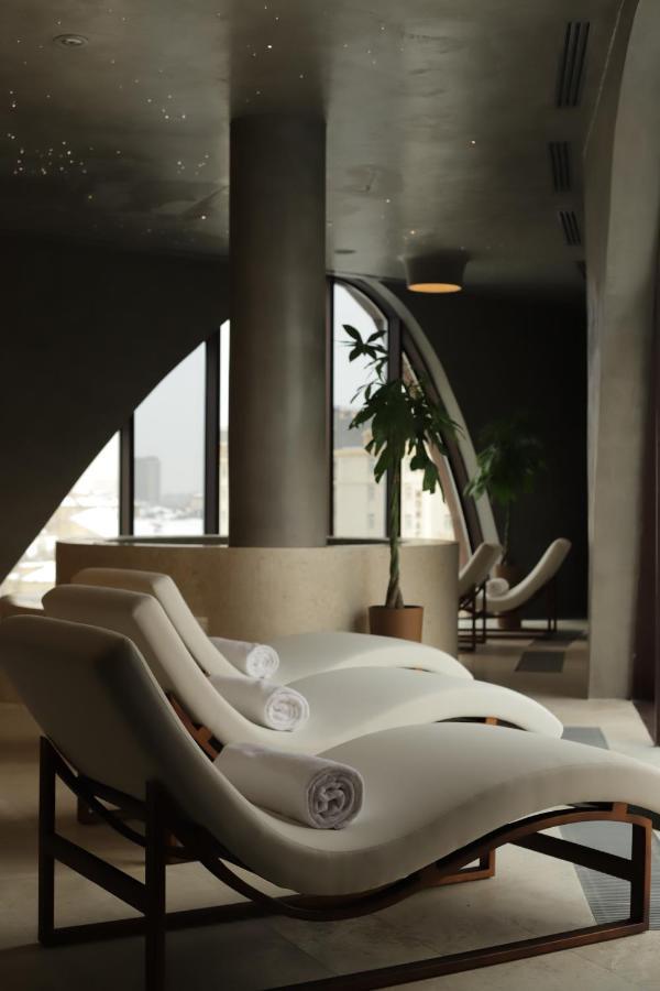 The Veil Hotel Astana Extérieur photo The spa at The Standard East Village