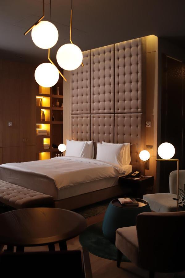 The Veil Hotel Astana Extérieur photo A bedroom at the hotel
